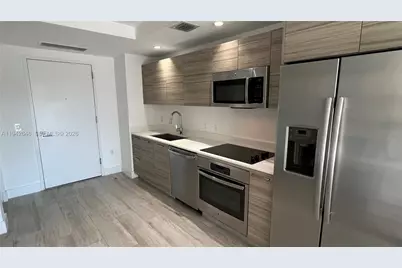 121 NE 34th St #1103, Miami, FL 33137 - Photo 5