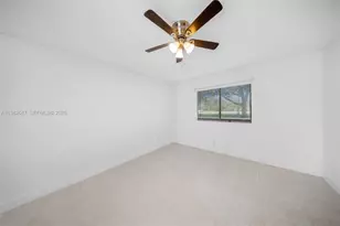 2986 S University Dr, Davie, FL 33328 - Photo 9