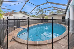 601 N 44th Ave, Hollywood, FL 33021 - Photo 5