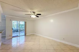 9877 Westview Dr, Coral Springs, FL 33076 - Photo 13