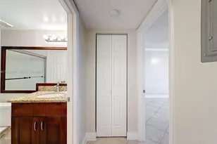 9877 Westview Dr, Coral Springs, FL 33076 - Photo 43