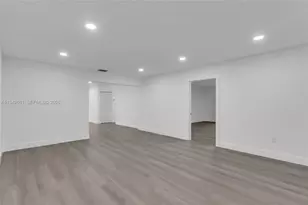 17130 NW 51st Pl, Miami Gardens, FL 33055 - Photo 25
