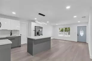 17130 NW 51st Pl, Miami Gardens, FL 33055 - Photo 13