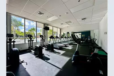 100 Bayview Dr #1024, Sunny Isles Beach, FL 33160 - Photo 23