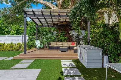 3855 SW 1st St, Miami, FL 33134 - Photo 9