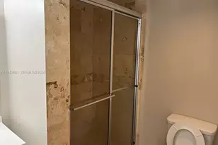 8051 Colony Cir S, Tamarac, FL 33321 - Photo 11