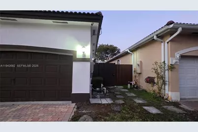 1601 SE 17th St #0, Homestead, FL 33035 - Photo 1