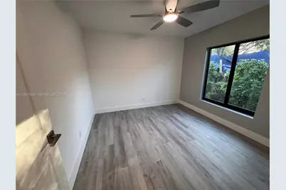 2430 NW 22nd Rd, Fort Lauderdale, FL 33311 - Photo 21