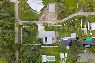 1981 Carbonata Dr, Other City - In The State Of Florida, FL 33920 - Photo 1