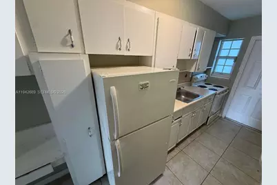 1451 NE 170th St #208A, North Miami Beach, FL 33162 - Photo 9