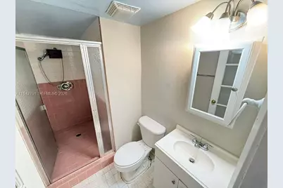 305 W 68th St #519, Hialeah, FL 33014 - Photo 5