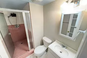 305 W 68th St, Hialeah, FL 33014 - Photo 5