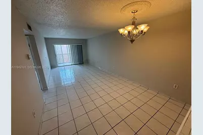 305 W 68th St #519, Hialeah, FL 33014 - Photo 3