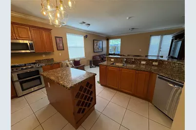 5902 SW 166th Ct, Miami, FL 33193 - Photo 7