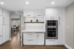 22239 SW 98th Pl, Cutler Bay, FL 33190 - Photo 15