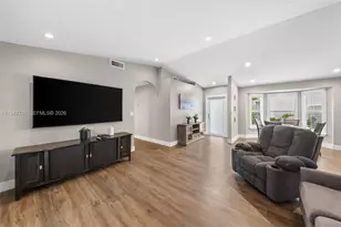 22239 SW 98th Pl, Cutler Bay, FL 33190 - Photo 3