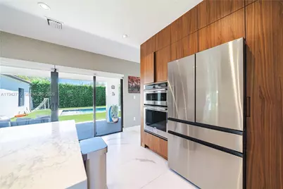 766 NE 96th St, Miami Shores, FL 33138 - Photo 13