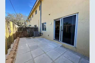 322 NE 3rd St #C, Hallandale Beach, FL 33009 - Photo 33