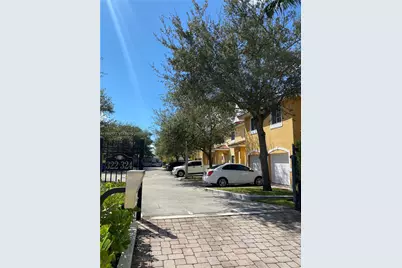 322 NE 3rd St #C, Hallandale Beach, FL 33009 - Photo 35