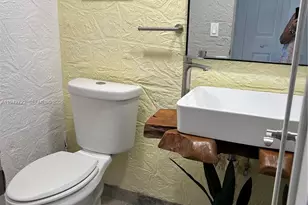 38 Northampton B, West Palm Beach, FL 33417 - Photo 15