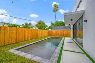 326 NW 40th St, Miami, FL 33127 - Photo 35