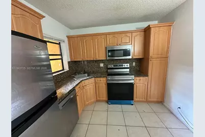 3838 Coral Tree Cir #3838, Coconut Creek, FL 33073 - Photo 9