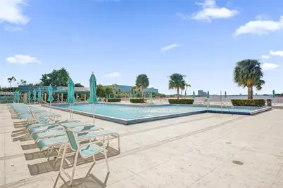 300 Bayview Dr #1110, Sunny Isles Beach, FL 33160 - Photo 39