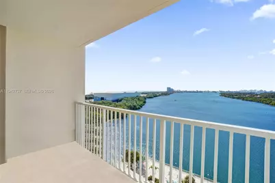 300 Bayview Dr #1110, Sunny Isles Beach, FL 33160 - Photo 33