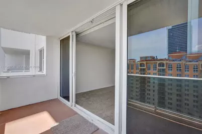 3140 S Ocean Dr #1909, Hallandale Beach, FL 33009 - Photo 29