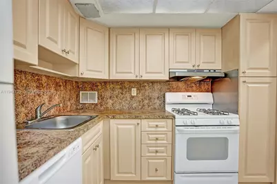 3140 S Ocean Dr #1909, Hallandale Beach, FL 33009 - Photo 23