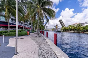 690 SW 1st Ct, Miami, FL 33130 - Photo 31