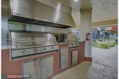 8900 Washington Blvd #405A, Pembroke Pines, FL 33025 - Photo 25