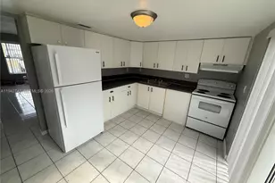 420 NE 18th Ave, Homestead, FL 33033 - Photo 3