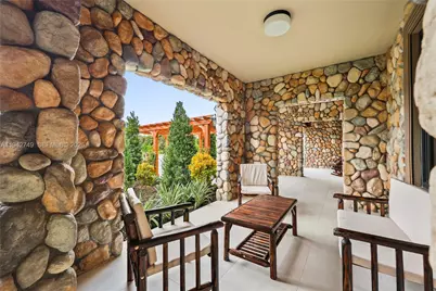 3320 SW 121st Ave, Davie, FL 33330 - Photo 11