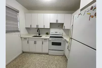 142 SW 18th Ave #19, Miami, FL 33135 - Photo 5