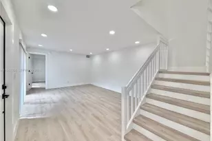 8453 N Coral Cir, North Lauderdale, FL 33068 - Photo 17