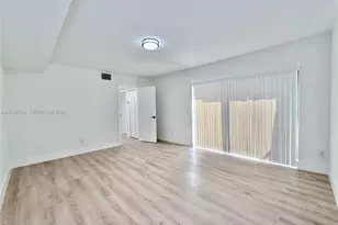 8453 N Coral Cir, North Lauderdale, FL 33068 - Photo 21