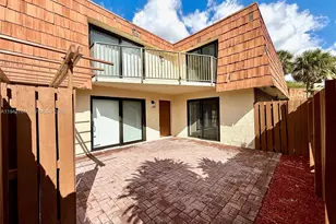 8453 N Coral Cir, North Lauderdale, FL 33068 - Photo 3