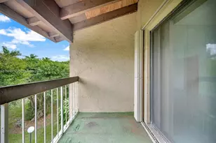 9907 NW 9th St Cir, Miami, FL 33172 - Photo 49