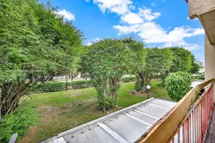 9907 NW 9th St Cir, Miami, FL 33172 - Photo 61