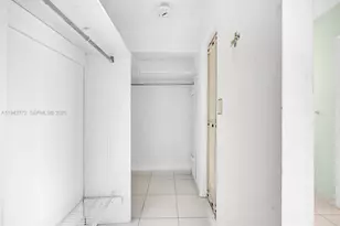 9907 NW 9th St Cir, Miami, FL 33172 - Photo 53