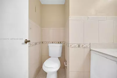 9907 NW 9th St Cir #15-20, Miami, FL 33172 - Photo 27