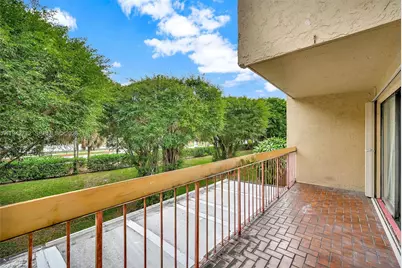 9907 NW 9th St Cir #15-20, Miami, FL 33172 - Photo 63