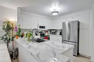 12990 SW 30th Ct, Miramar, FL 33027 - Photo 9