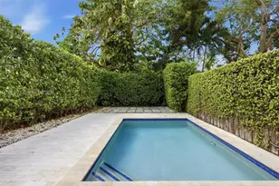 2852 SW 32nd Ct, Miami, FL 33133 - Photo 9