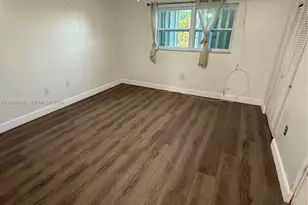 1085 W 68th St, Hialeah, FL 33014 - Photo 5