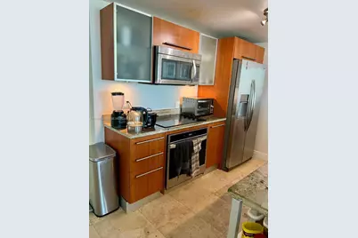 185 SW 7th St #2601, Miami, FL 33130 - Photo 3