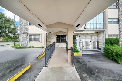 3640 NW 9th St #401, Miami, FL 33125 - Photo 5