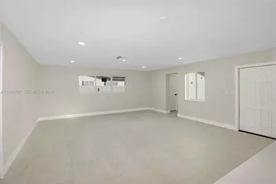 16232 SW 107th Ct, Miami, FL 33157 - Photo 11