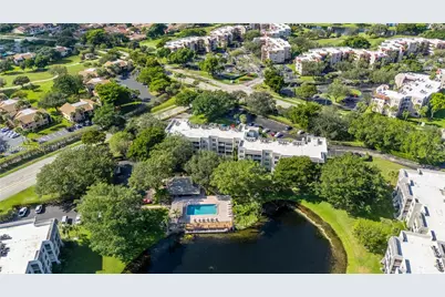 9340 Lagoon Pl #304, Davie, FL 33324 - Photo 41